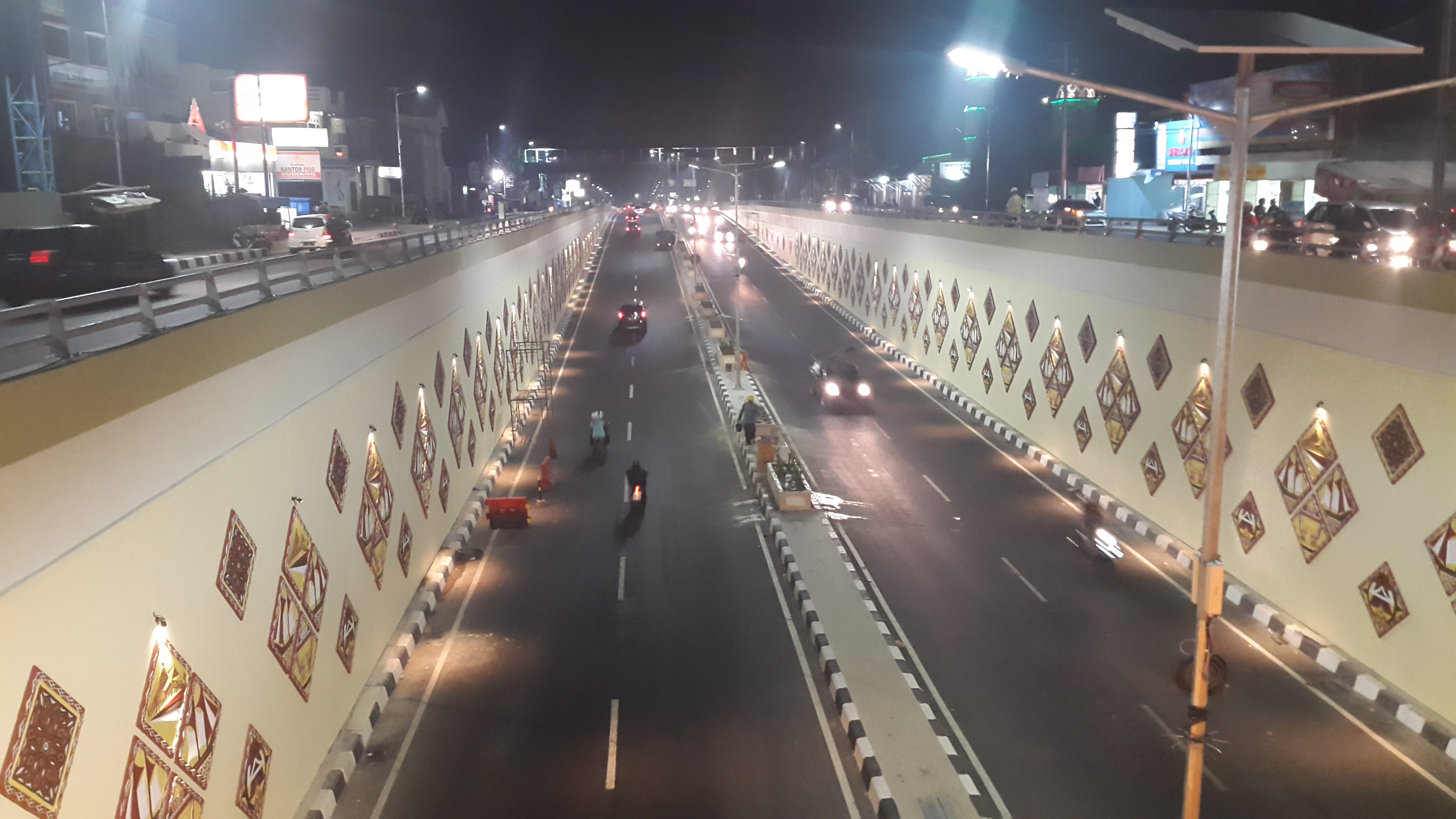 Lampu PJU Underpas Mandai